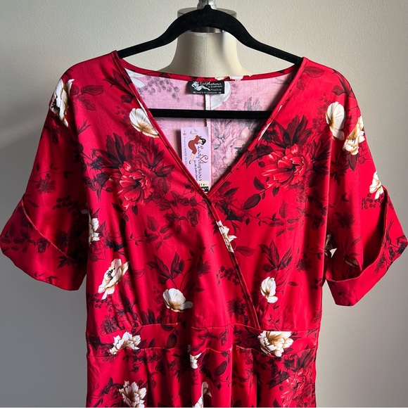 Lady Voluptuous 14 US / 18 UK Estrella Vintage Inspired Red Floral Dress - Picture 5 of 14